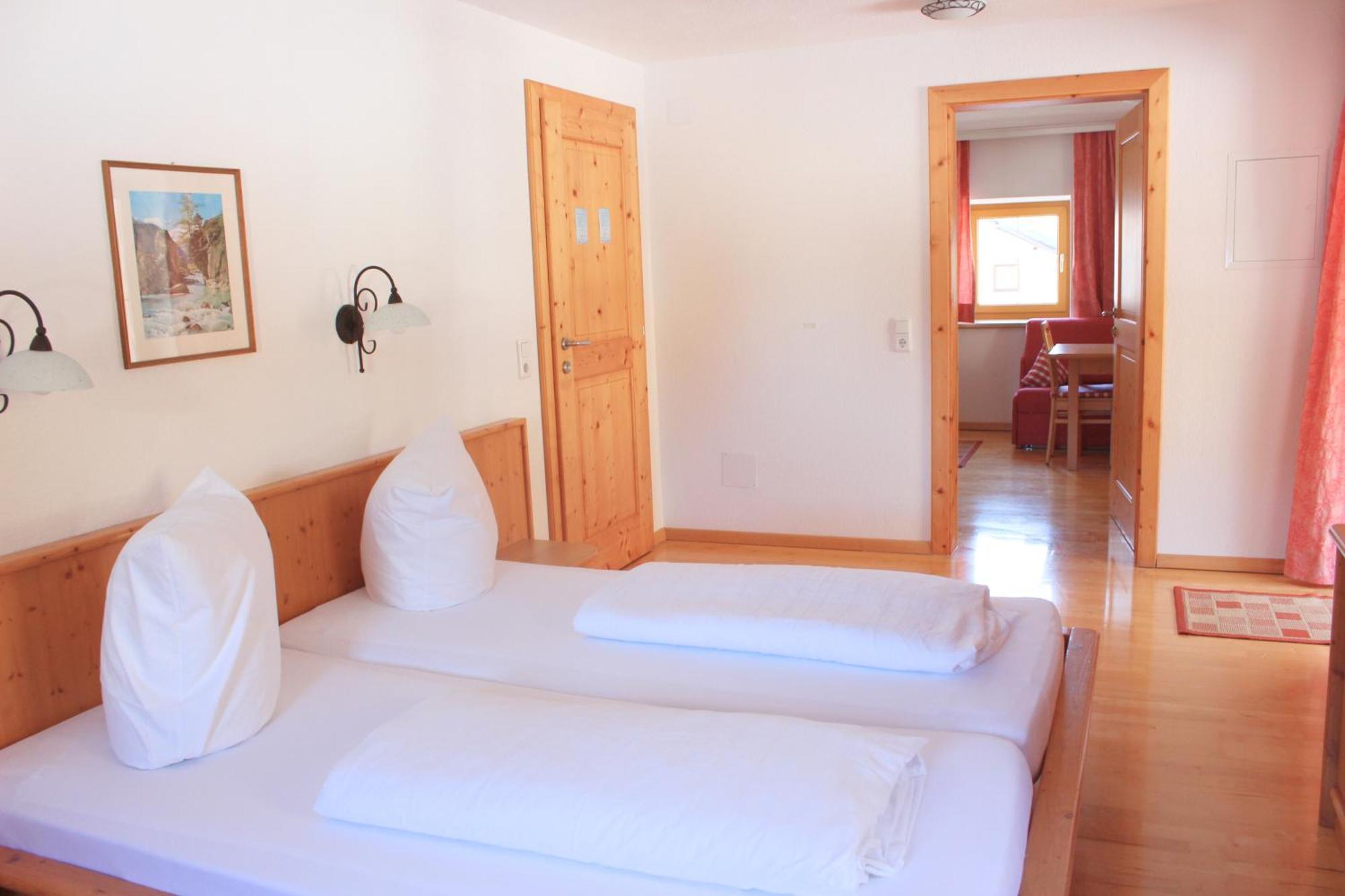 Haus Trisanna Apartment Galtur Bagian luar foto