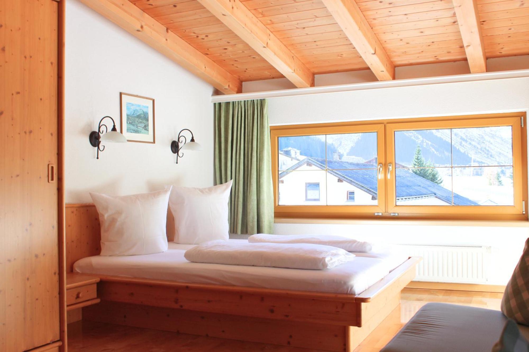 Haus Trisanna Apartment Galtur Bagian luar foto